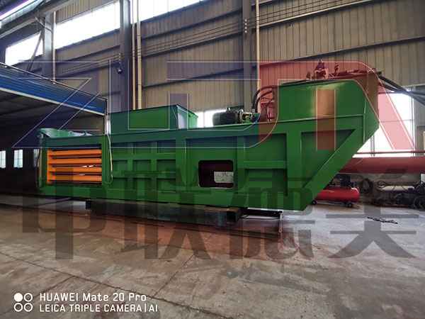 臥式半自動廢紙打包機(jī)