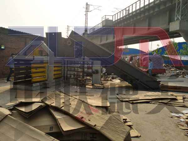 全自動液壓廢紙打包機(jī)