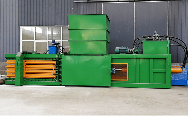 200噸半自動廢紙打包機(jī)